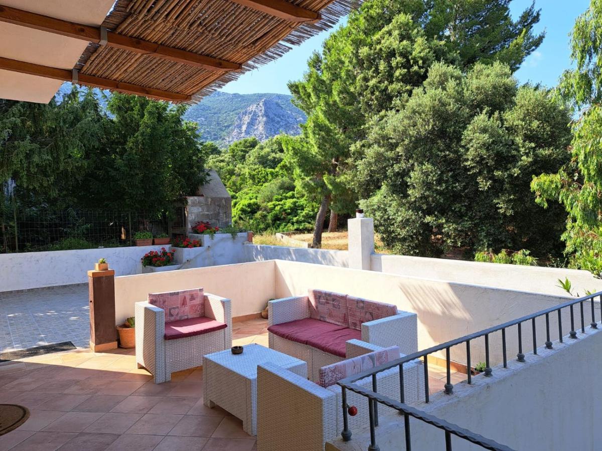 Domus De Mare Apartman Cala Gonone Kültér fotó
