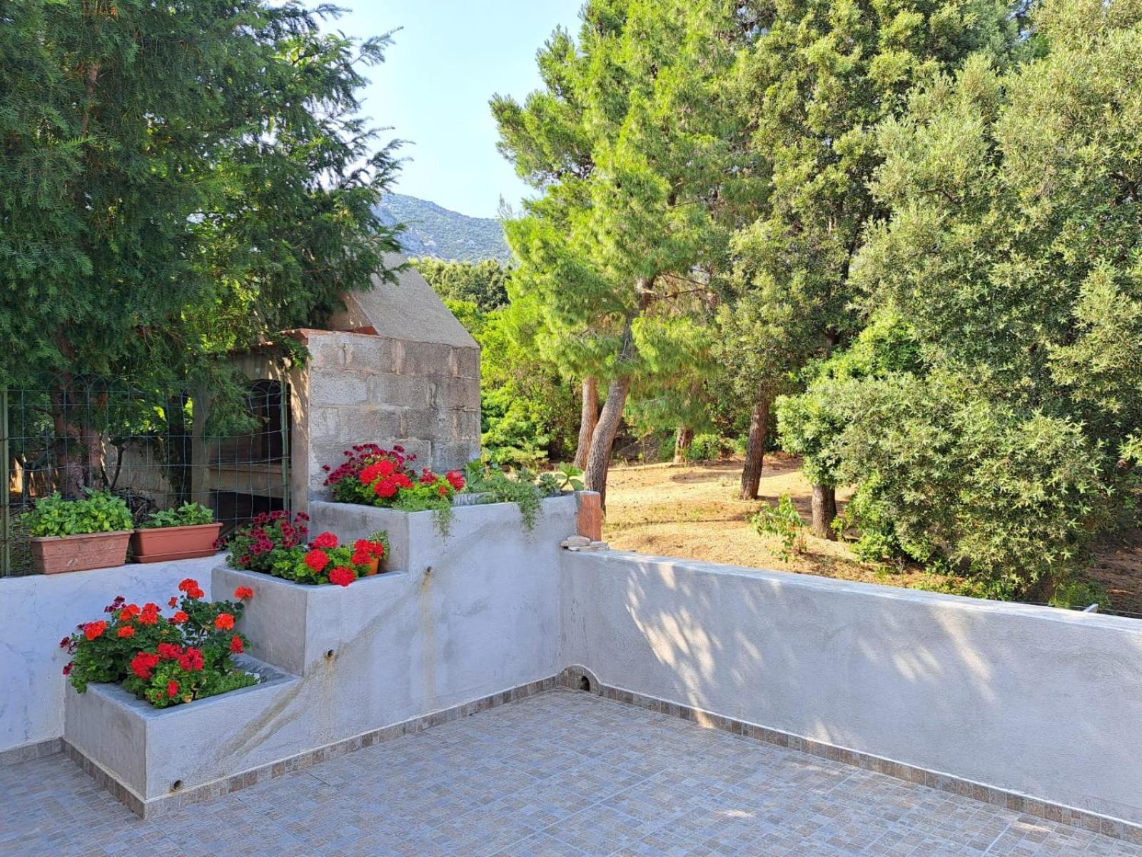 Domus De Mare Apartman Cala Gonone Kültér fotó